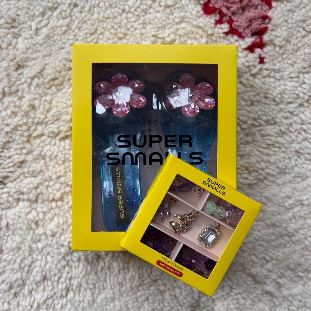 NWT Super Smalls Giftable Bundle: Dress-Up Shoes & Mini Bead Kit